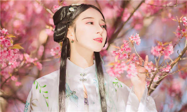 乌马河供卵试管婴儿：助您实现家庭梦想的科学方案